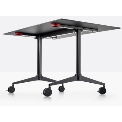 Pedrali - Ypsilon Tilting Tisch 129 x 79 cm / Schwarz