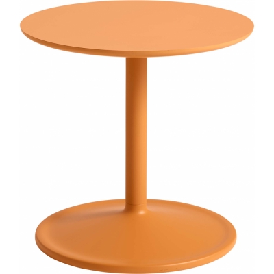 Muuto - Soft Beistelltisch  Ø41 cm H40 / Orange, Laminat