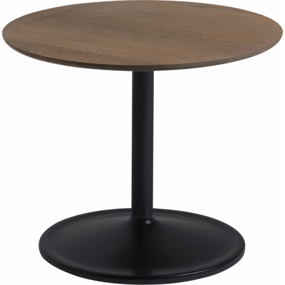Muuto - Soft Beistelltisch  Ø48 cm H40 / Eiche massiv, geräuchtert