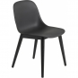 Muuto - Fiber Side Chair mit Holzgestell Schwarz