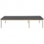 Muuto - Linear System Tisch Configuration 1 Schwarzes Nanolaminat (Gestell: Eiche)