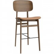 Norr11 - NY11 Thekenstuhl mit Sitzpolsterung und Rückenlehne Hell geräuchert | Camel 21004 (Dunes)