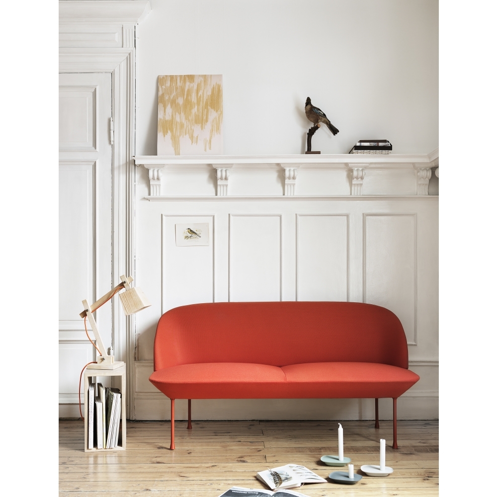 Muuto Oslo Sofa 3Seater Rose (Steelcut Trio 515) nunido.